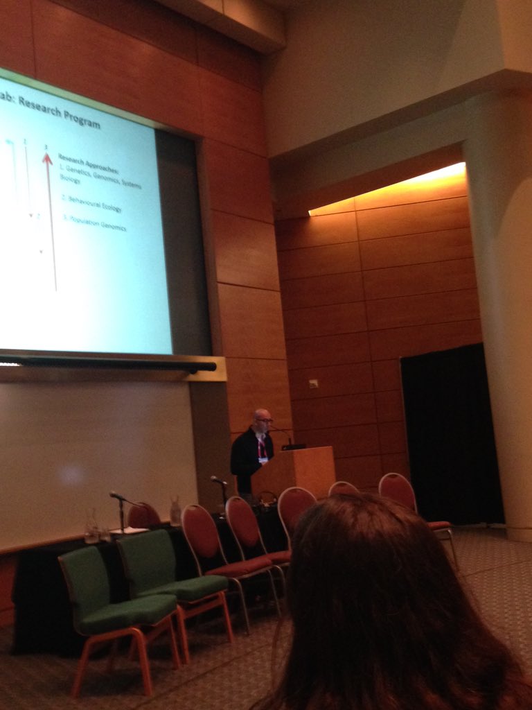 Insect_Sciences's tweet image. Population genomics of bumble bees ! @AmroYorkU #entsoc15 in #molecularevolution symposium