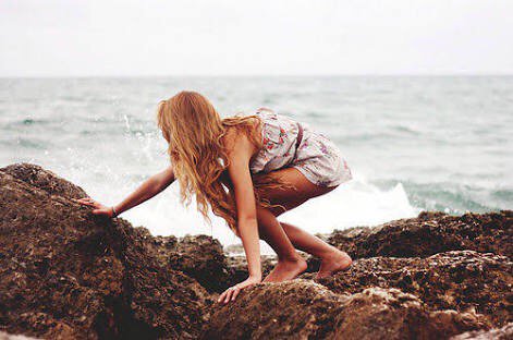 ChandaHahnFan's tweet photo. When you want to be a siren like your best friend @Mina_Grimm but you fail #onlyhuman https://t.co/9WfrFV7E7h