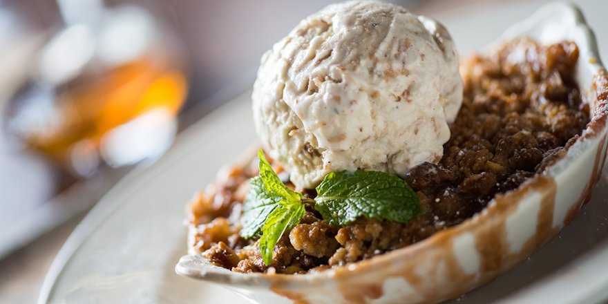 Yard House On Twitter Sweeten Up The Holidays With Our Banana Berry Rum Macadamia Nut Crumble Holidaymenu Https T Co Dehtsrdiqv Https T Co Zzdgb0bja2
