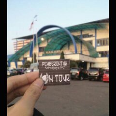 raka_wiranata's tweet photo. Today is sriwijayadays! #Avantiultras cc: @pemberontak_ https://t.co/LvCElKfstq