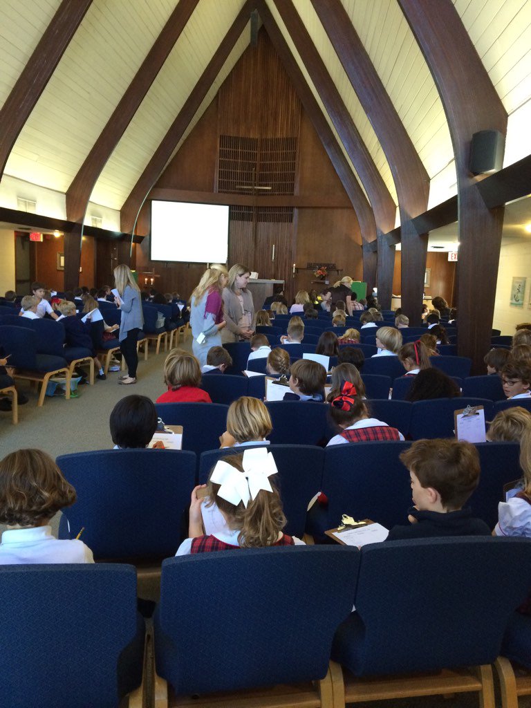KBush_gses's tweet photo. 2B and all of the 1st and 2nd graders participate in the gratitude experiment in Chapel! @gsesdallas #wearethankful https://t.co/eVVUvjP5bE