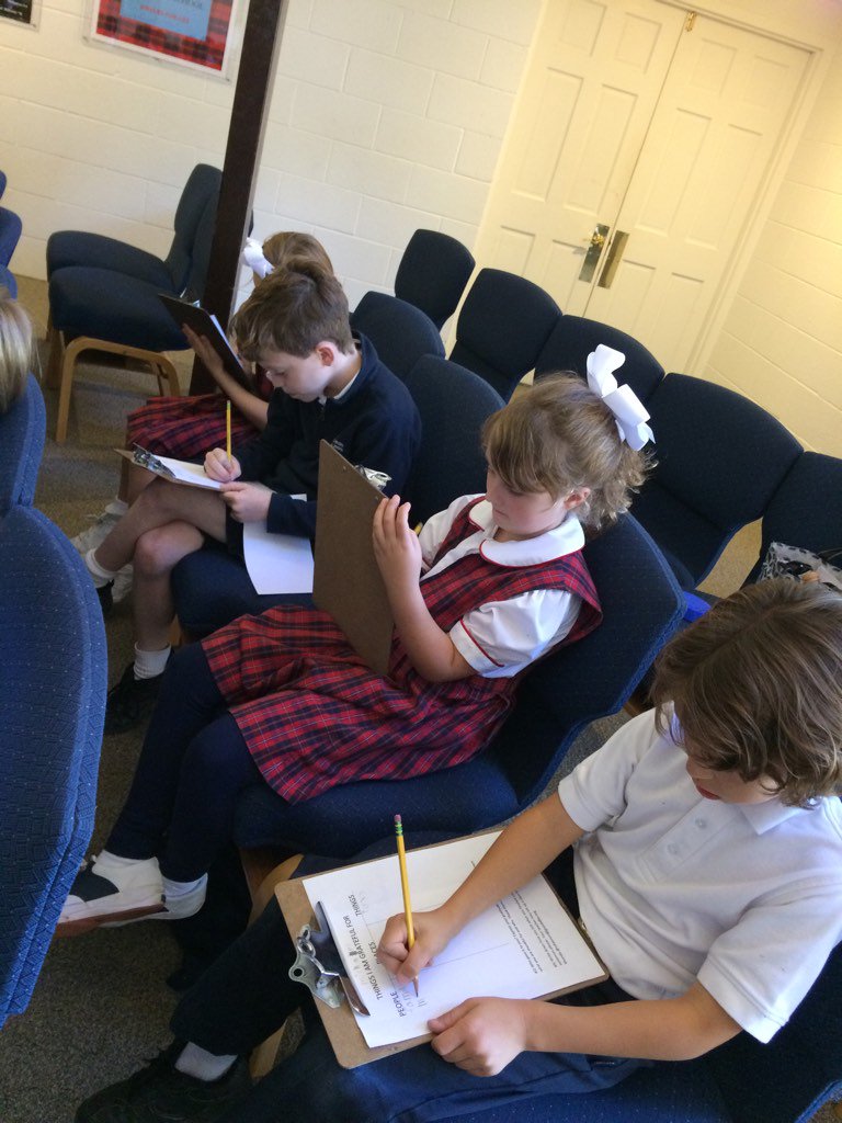 KBush_gses's tweet photo. 2B and all of the 1st and 2nd graders participate in the gratitude experiment in Chapel! @gsesdallas #wearethankful https://t.co/eVVUvjP5bE