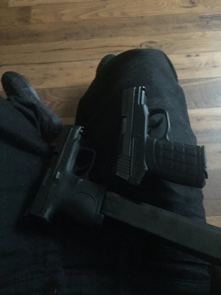 trvpsummer's tweet photo. 💂🏾 https://t.co/5LTwuzgxab