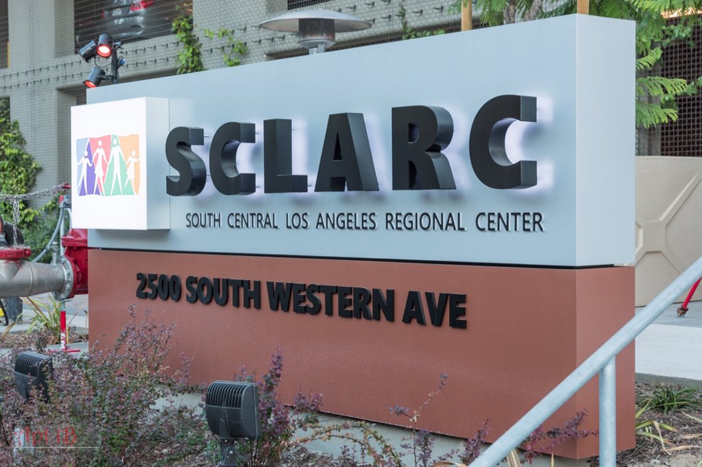 SoCalNOMA's tweet photo. @SoCalNOMA with Douglas Davis, #ae3partners at opening of #SCLARC. Tribute to #PaulRWilliams Golden Mutual Ins. Bldg https://t.co/svLBrFjldX