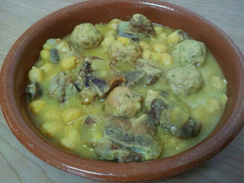 AytoCofrentes's tweet photo. Razón nº15 para venir a #Cofrentes: Otra de #Gastronomía. Disfrutar de un Guisao de Matanza, Mmmmmm. https://t.co/NoffuoZF5p
