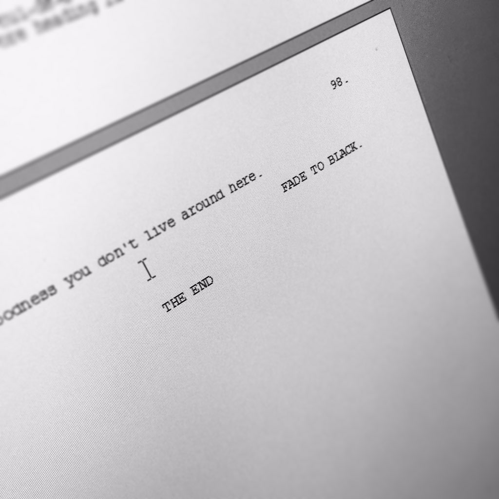 deanlines's tweet image. Annd 31 days later, we're done. All we need to do now is... You know. Make it somewhat presentable. Eeek! #draftzero