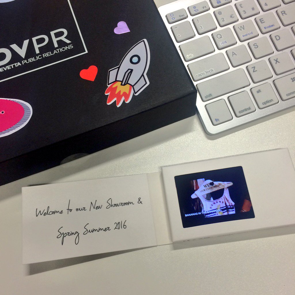 RedFashionTeam's tweet photo. @DeVettaPR just sent us a virtual press day! So we can see all the new collections, in a video from our desks! Fab. https://t.co/8Oc3ziFVRz