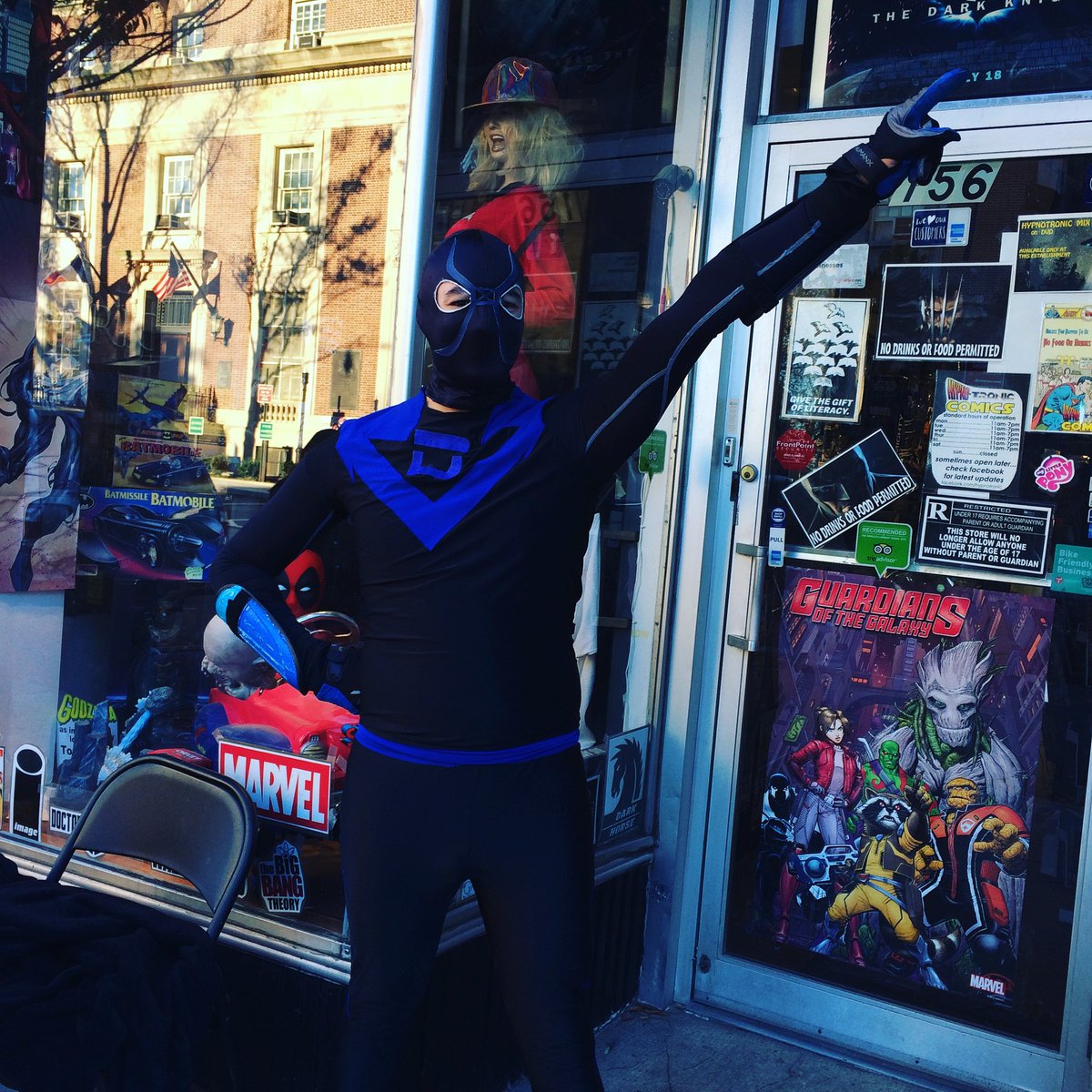 dusk_citizen's tweet photo. @HypnoTronic , one of my many bases of operations!
#hypnotroniccomics #mfd https://t.co/WYacDR3YrV