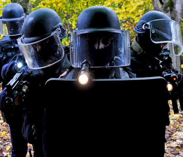 thebrigade's tweet photo. When terrorist call…French GIGN answers (86 HQ Photos: https://t.co/OPBue4pdLe) #standwithfrance #frenchsf https://t.co/gNr6to63RS