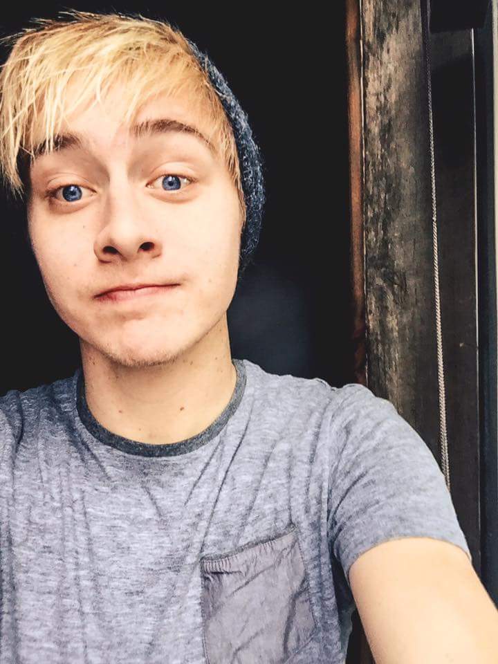 Connor McDonough is 22 TODAY!!! OMG what has happened   Happy Birthday we love you!! ~Exiters 