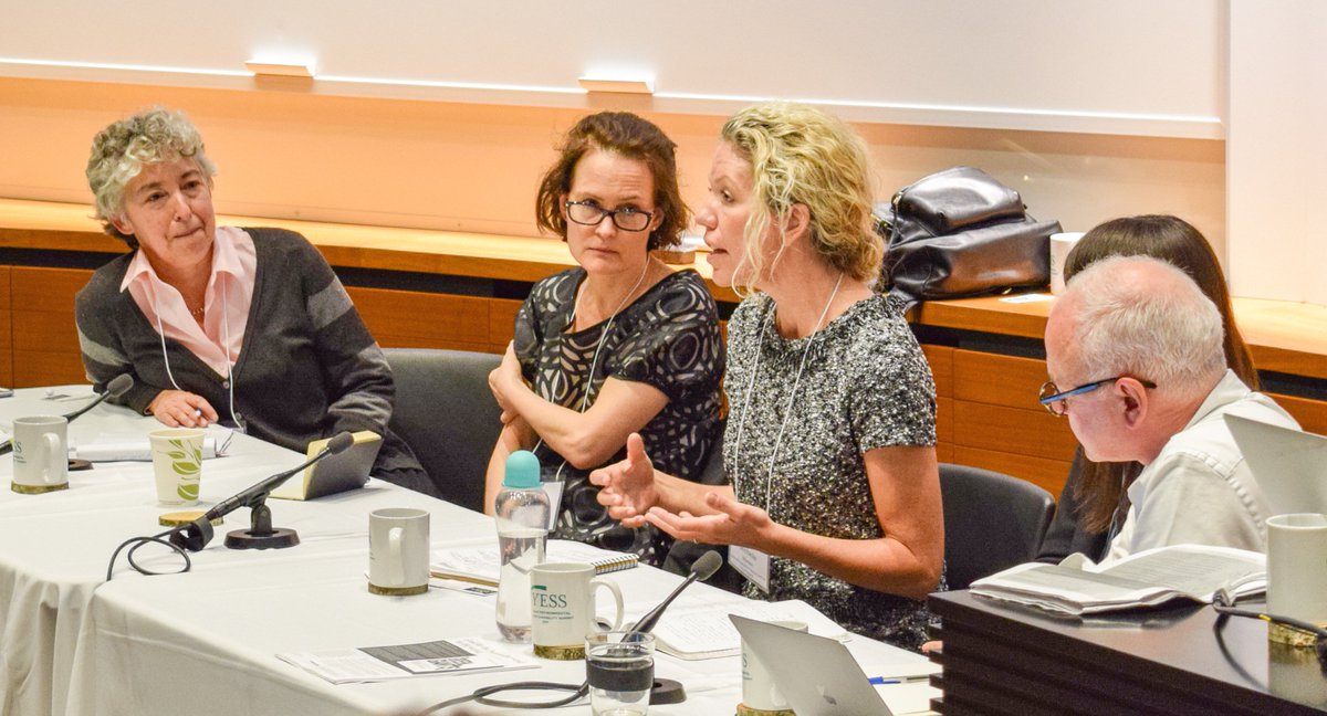 lussierpaul1's tweet photo. @MirandaMassie @Freyawilliams94 @margieault @YaleFES Check this pic from #YESS_2015 Sea Change panel: thanks to all! https://t.co/m8YstWW7Va