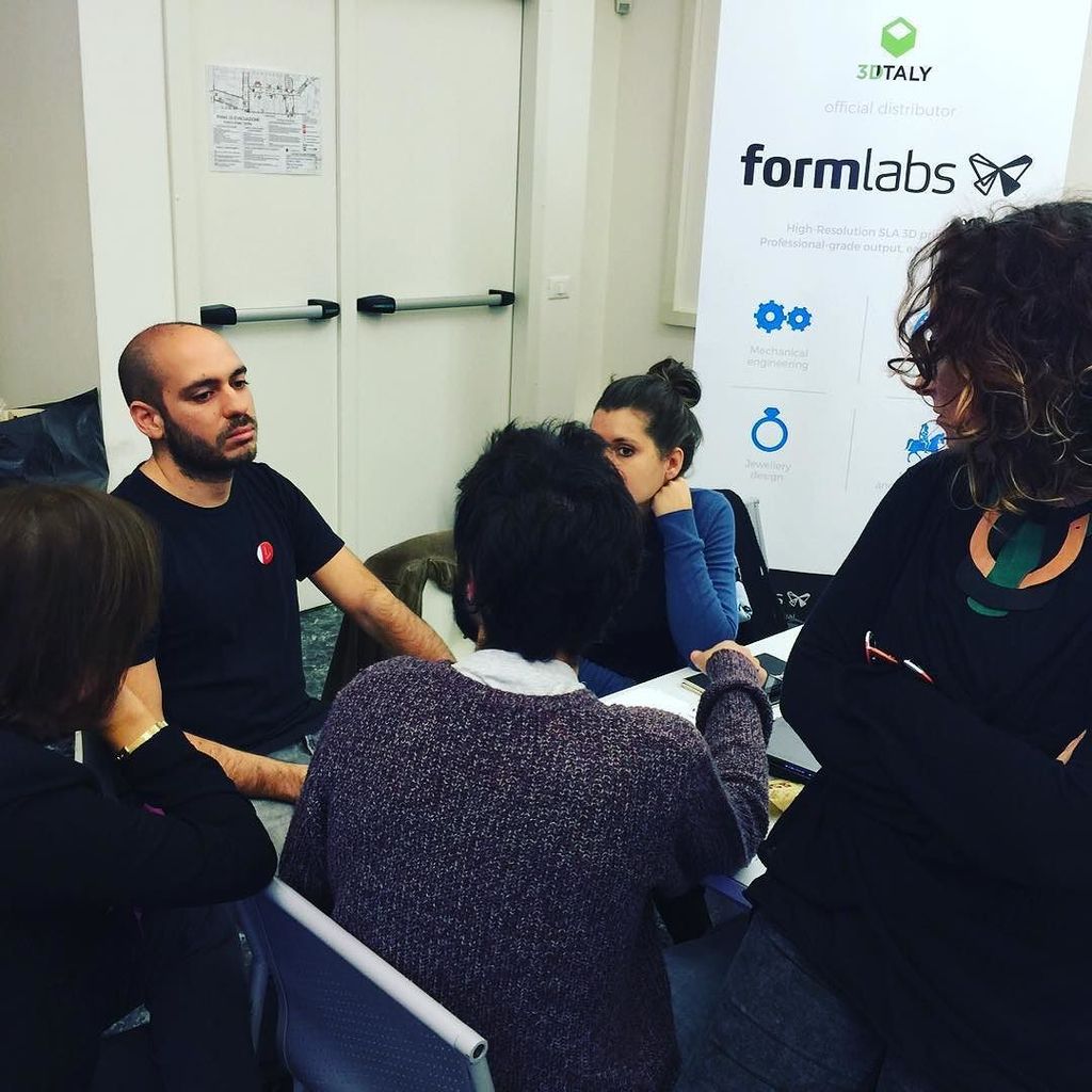 insta_arduino's tweet photo. https://t.co/ercpd4BYun - #Team3+1 developing in progress #MakeFlorence by fondazionetema… https://t.co/D4hWsvJb7x https://t.co/9fNVKlL8no