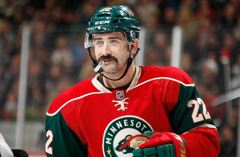Happy 28th birthday today to former & current Isles NHL right winger - Cal Clutterbuck born in Welland, Ont. 