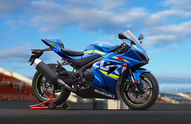 CW1Miles's tweet photo. VIDEO 2017 Suzuki GSX-R1000 has variable valve timing. Kevin Cameron explains how VVT works. https://t.co/r9iQHcsLtY https://t.co/G2gba6sg0l