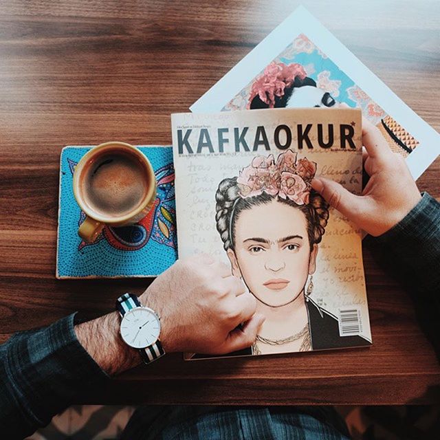 Yerim yokmuş bu bahar 
Dilim eksik, omuzlarım dar.

#gerekvar
#EnGüzeliNeBiliyormusun
#BenimİlkÜçüm
#kafkaokur