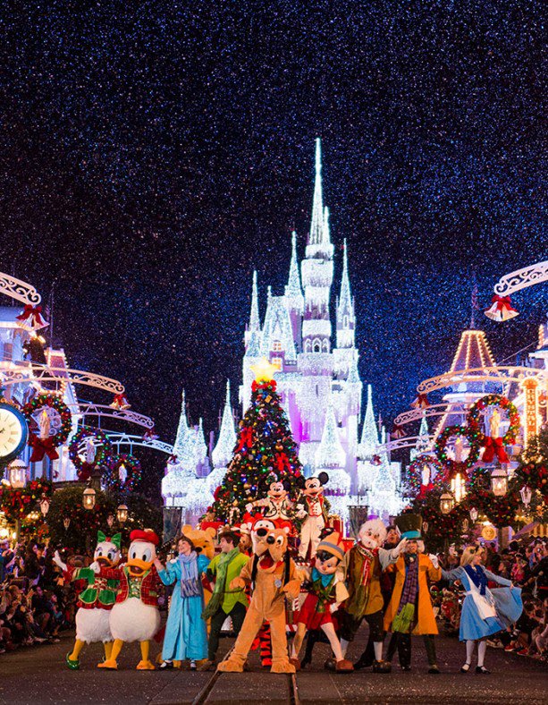 HardCoreDisney's tweet image. Disney Parks After Dark: Once Upon A Christmastime ow.ly/383Fez