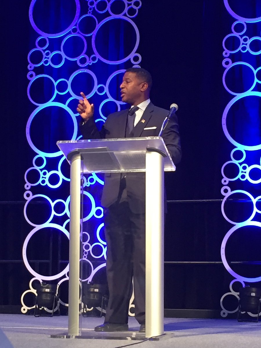 tendenci's tweet photo. “Courage is not the absence of fear but the acknowledgment of it” @SpenceTillman #powertools2015 https://t.co/07RBFHYJs2