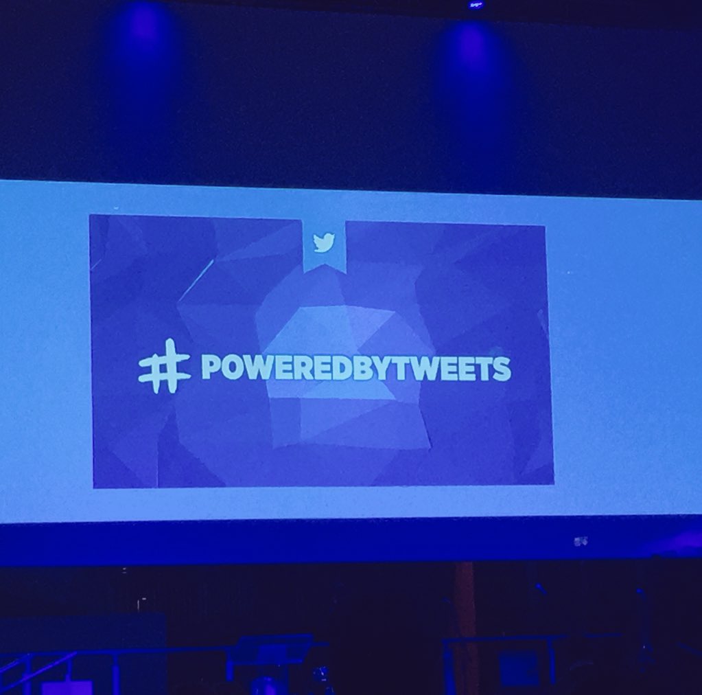 Ogni momento è quello giusto, ci sono infinite opportunità se cogliamo le conversazioni #now #poweredbytweets