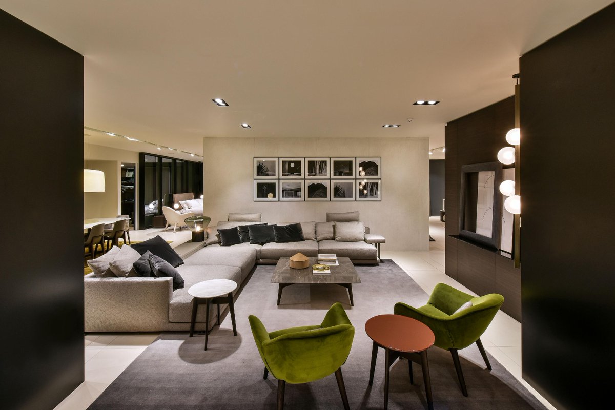 PoliformUK's tweet photo. Our beautiful showroom https://t.co/yoteBe9ORK