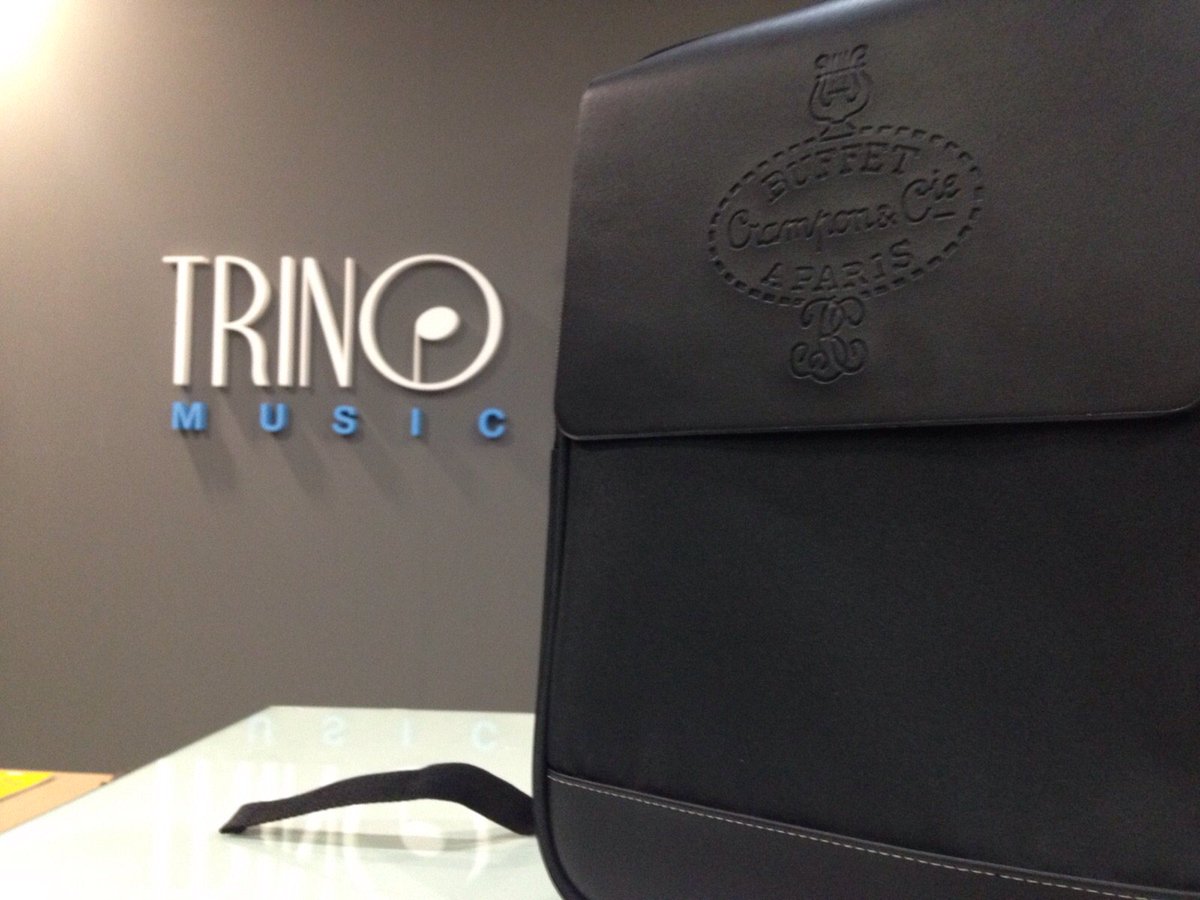 TrinoMusic's tweet photo. Nuevo estuche para el #Clarinete #BuffetE11 | Recién llegados :) De nuevo el E11 @BuffetCramponEU incorpora Mochila! https://t.co/2pYtoSdhKj