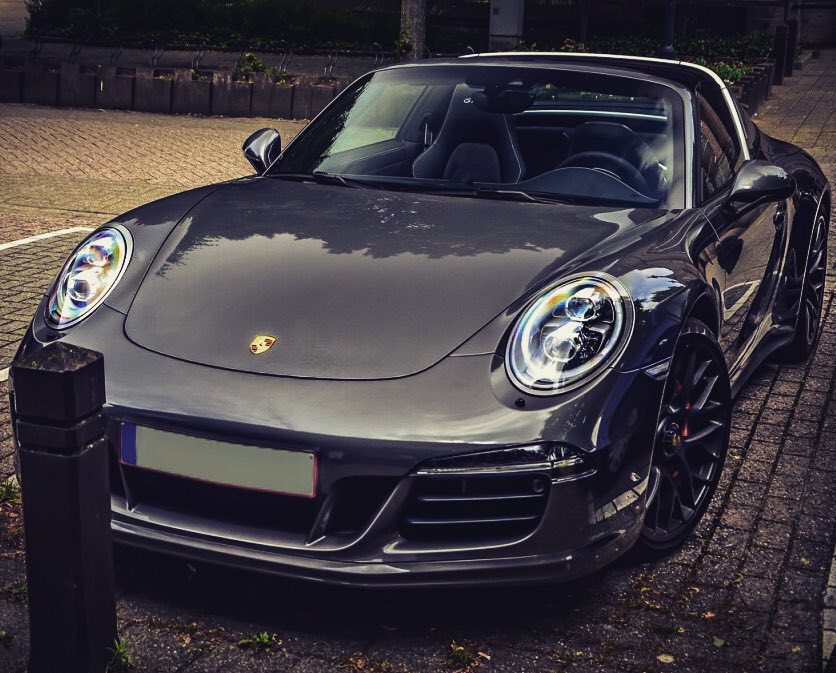 OnlyCarrera's tweet photo. #Porsche #911 #Targa #Gts #porsche911targagts #991 #porschetarga #Targagts #991targa #911targa #430hp #918spyder #T… https://t.co/n06J51aK0B