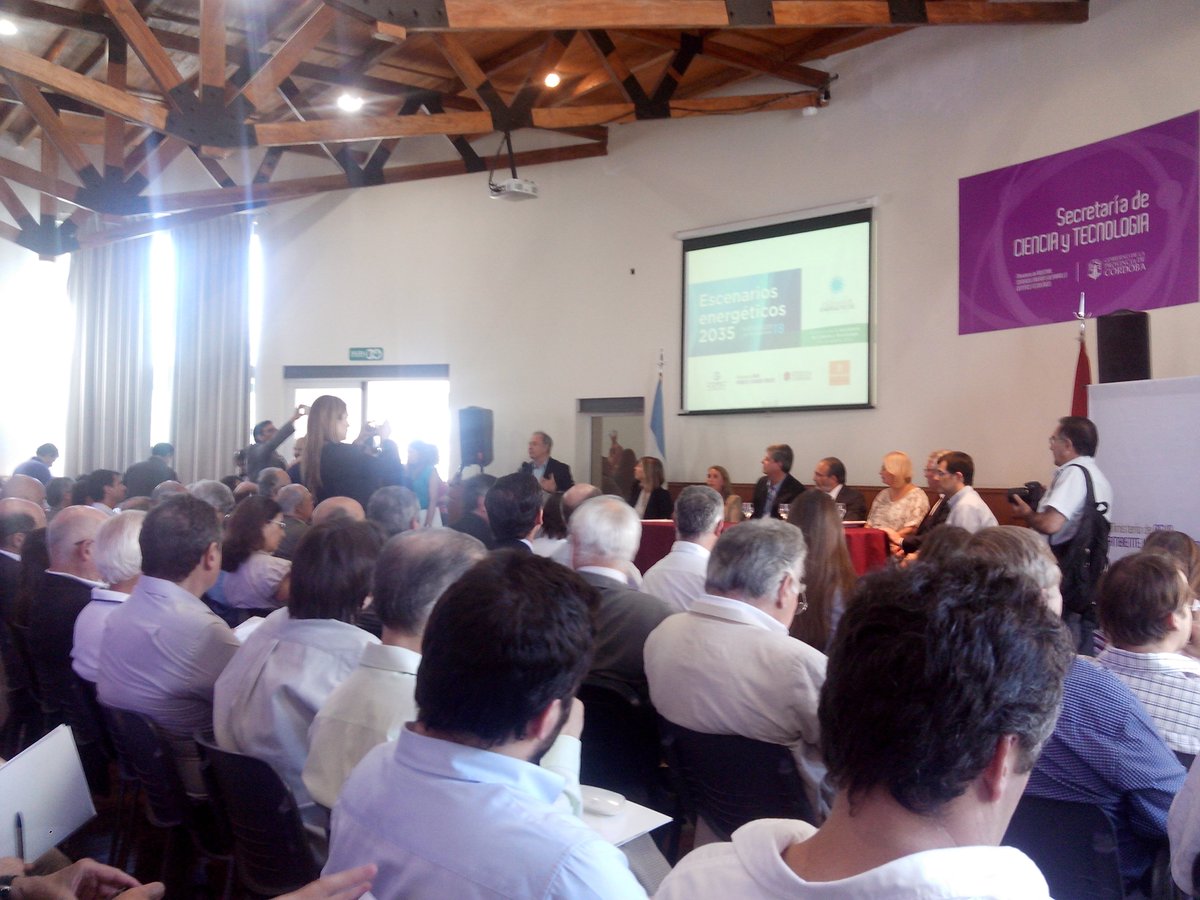 Comienza #EscenariosEnergéticos <a href="/EEnergeticos/">EEnergéticos</a>