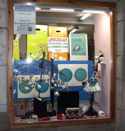 mrsuran's tweet photo. Fotografía el escaparate de Electricidad Soto en Falces, súbelo a instagram y ayúdale a ganar el Concurso de RAEE. https://t.co/ZLAF3fXxqN
