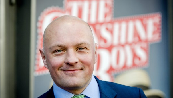 RTLBoulevard's tweet photo. .@Borisham feliciteert per ongeluk overleden Joost Zwagerman #rtlblvd #BorisvanderHam https://t.co/y1a2BsAqTt https://t.co/H2q9py9p9h