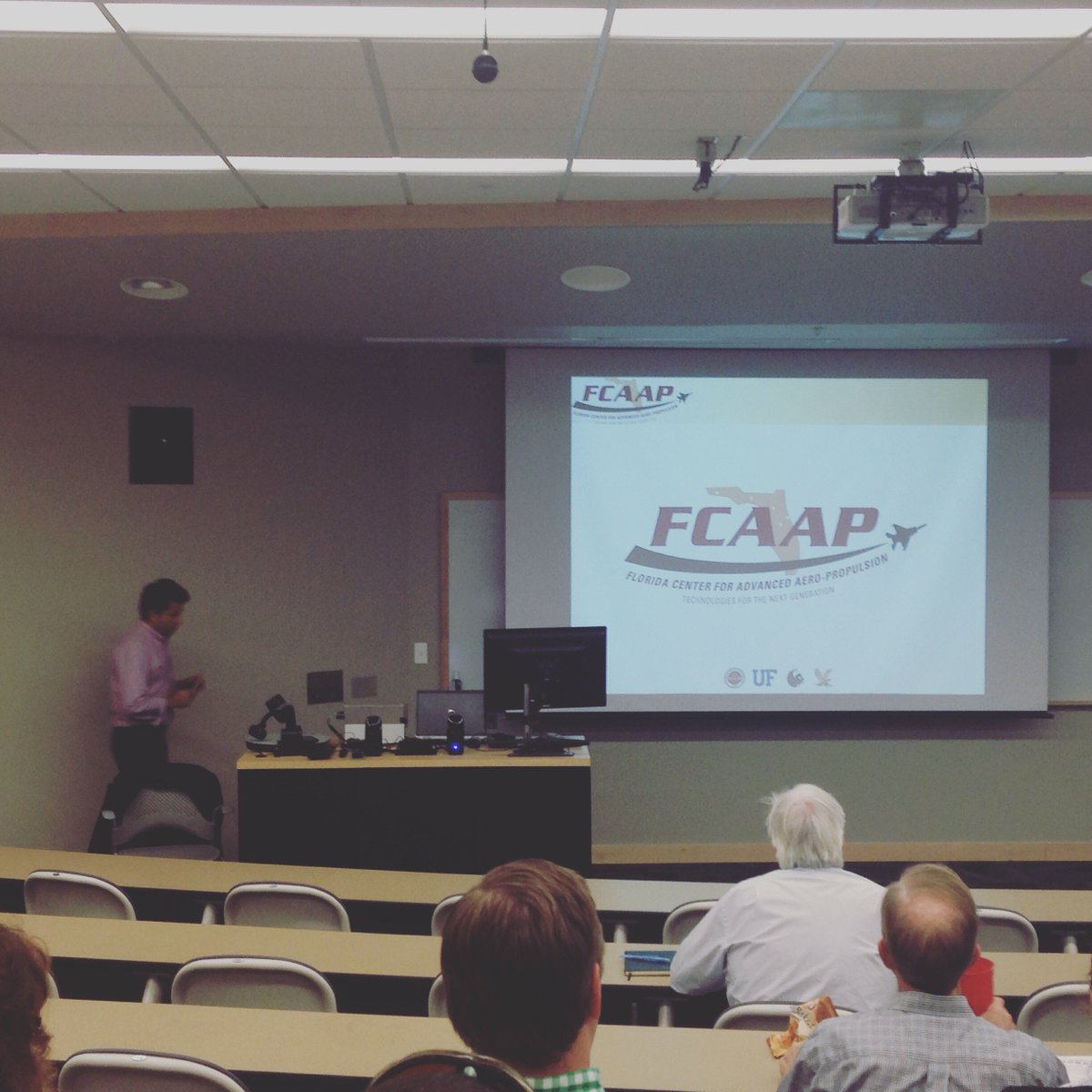 Innovation_Park's tweet photo. @FAMUFSUCOE FCAAP Drs. Alvi + Zheng talk #energy + #aerospace @TalEDC, #InnovationParkTally roundtable #EmonthTally https://t.co/xY6gZTfRhb