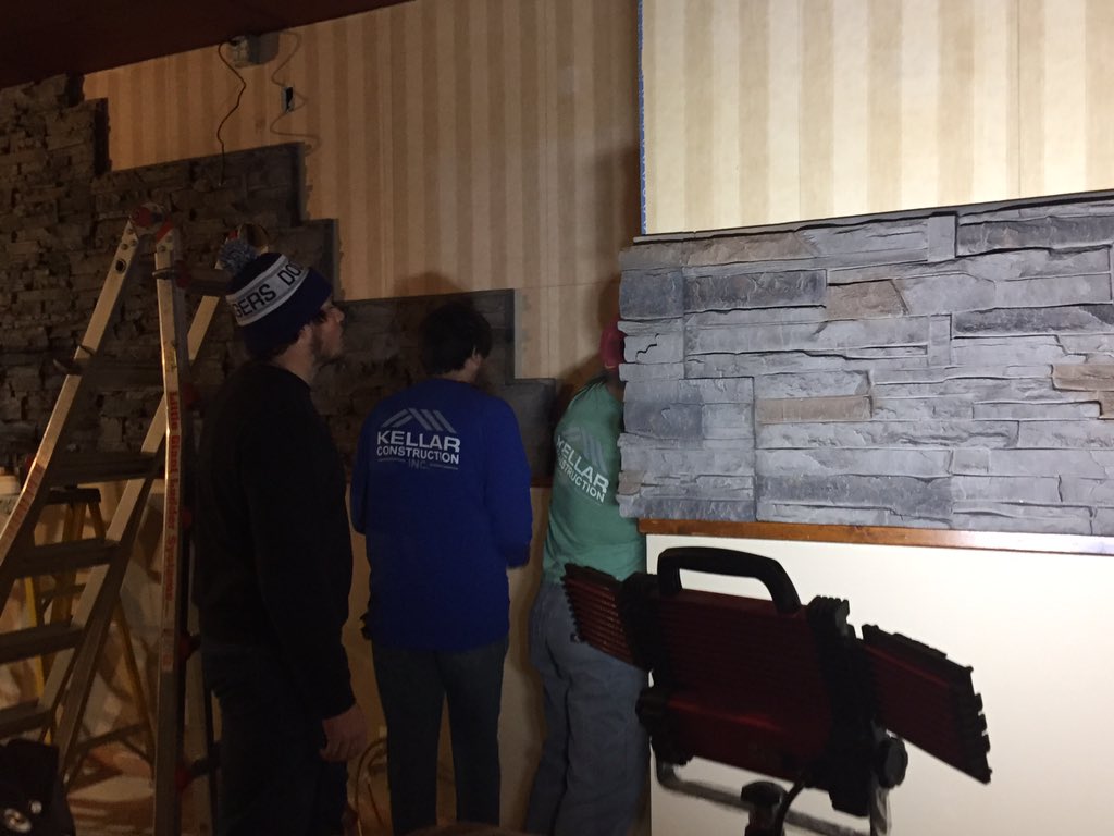 theplace2Bmc's tweet image. #theplace2B! #masoncityia #remodle #barlife #kellerconstruction rocks awesome job