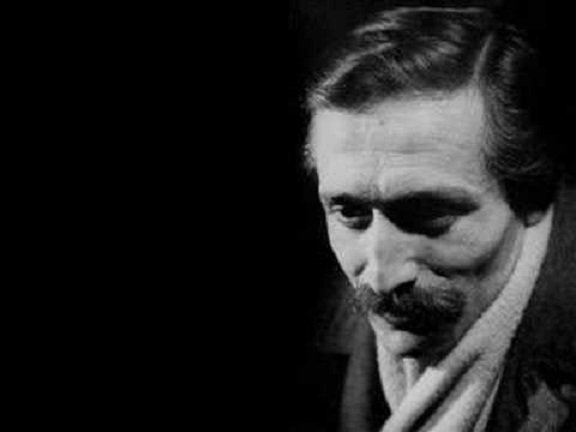 "Bekle" deseydin, gelmeyeceğini bilsem bile beklerdim..

/Ö. Asaf/