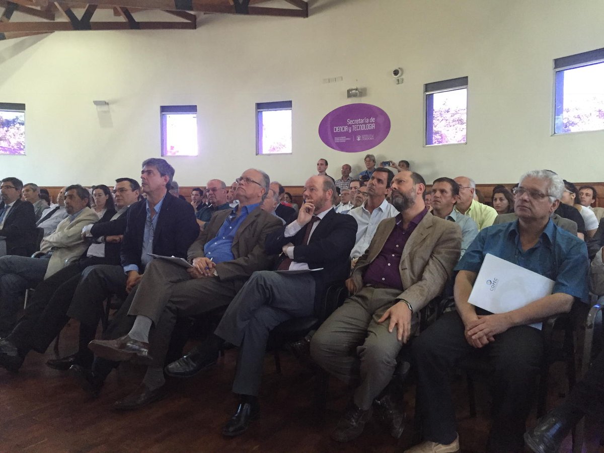 vascoverde's tweet photo. Presentación de Escenarios Energéticos 2035 en Córdoba. Gran convocatoria ahora. https://t.co/JyApEZIQ97