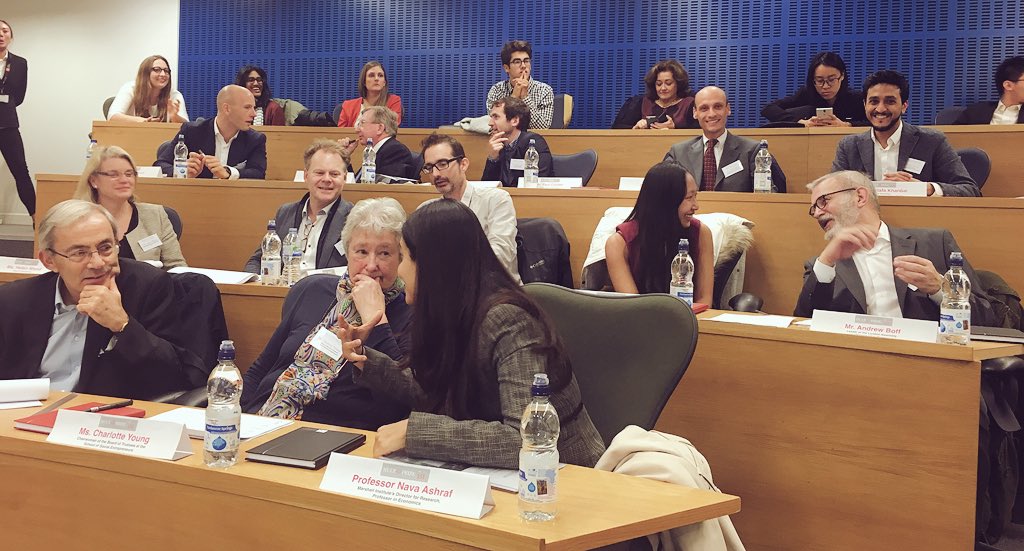 Seamlessly tweet media