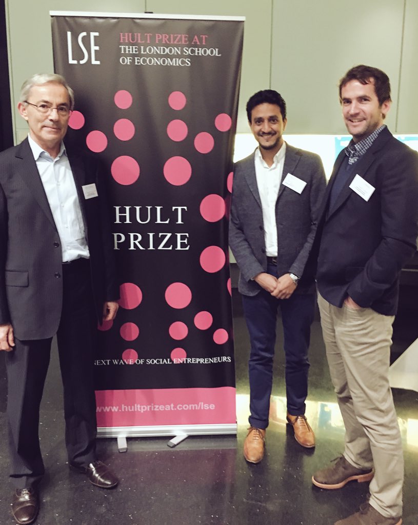 Seamlessly tweet media