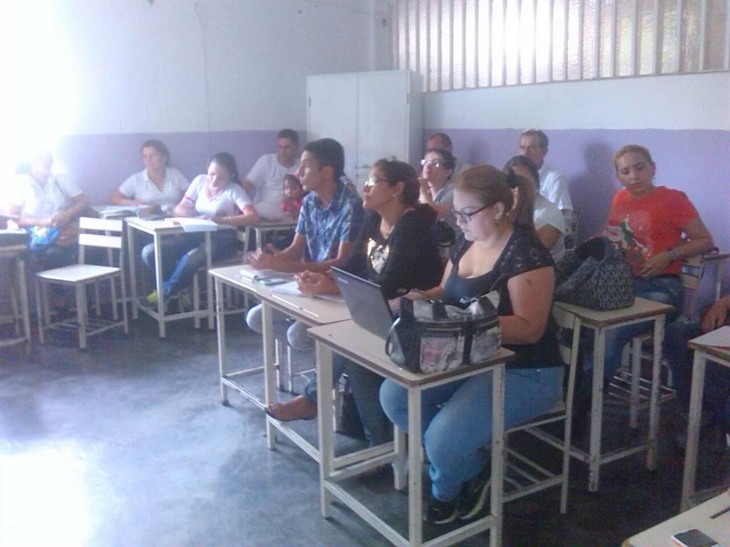 CLIFPanamerican's tweet photo. Seminario Colección Bicentenario con Magisterio del Panamericano @Sonia_Linsay @WalterMendozPCV @CLIFPMTACHIRA https://t.co/EiqCJrKirh