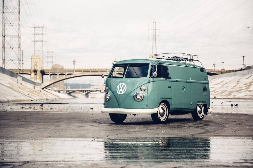 hex_brand's tweet photo. #theHEXbus riding the river #VWednesday #HEXplore #vw #vwdub #vwlove #splitty #aircooled #… https://t.co/jSutv4MdQe https://t.co/kkagPcsp2y