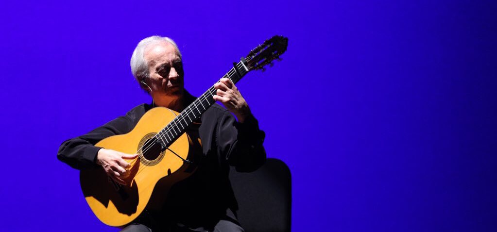 gwu_events's tweet photo. Paco Pena in his most famous pose #guitar #flamenco #legend @manorphotograph https://t.co/ULb1rsgqV0