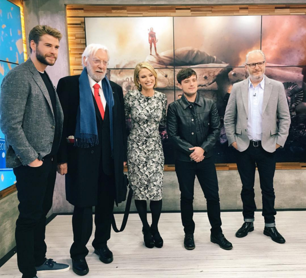 HungerGamesShow's tweet image. VIDEO: Watch 'The Hunger Games: Mockingjay Part 2' Cast On Good… dlvr.it/Cn3tht #Mockingjay #TheHungerGames