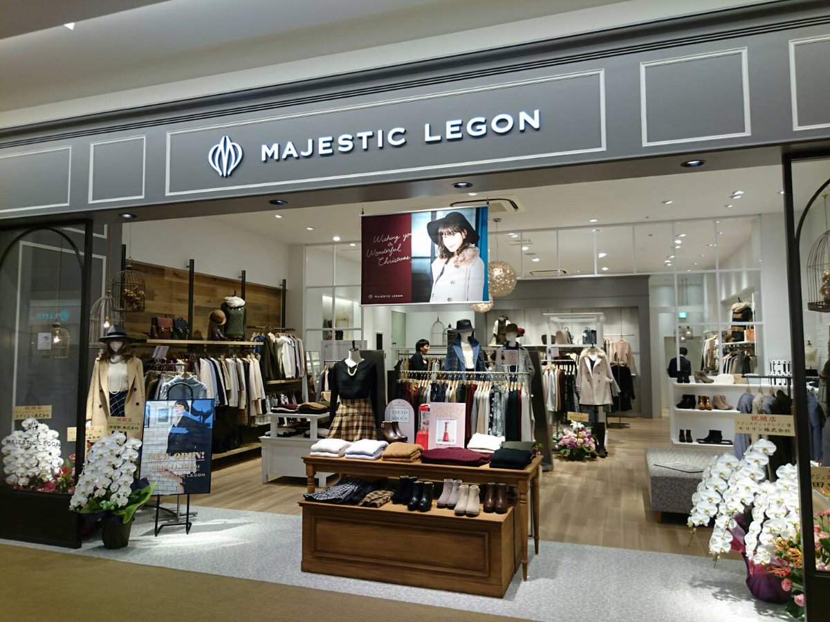 Majestic Legon No Twitter Newopen ららぽーとエキスポシティ店オープンしました ノベルティの他にフォトブースもご用意 弘利もいるよ マジェは3fです みんなも写真撮りに来てね T Co Ra8u9ejrro T Co D4ffdst4sf