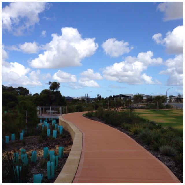 5 km for 45 minutes. Not that bad. 😁 I just ran 5.00 km with Nike+. go.nike.com/0unkvbb #nikeplus