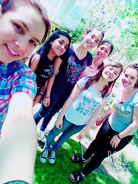 RacingFlorencia's tweet photo. Uno De Los Regalos Mas Lindos De Dios Fue Haberlas Conocido 💕✌ Las Quiero 💕💗
#2Retiro #Confirmación #Pcc2015 ❤ https://t.co/yrTuFwlVKu