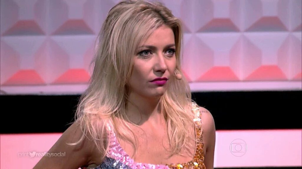 DahoraLuis's tweet photo. Carlinhos brown salvou Adna ... #TheVoiceBrasil https://t.co/UqY0TQgPWw