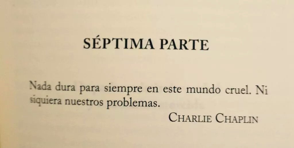 RoyCampos's tweet photo. "@TextosDeLibros: -Charlie #chaplinbar https://t.co/FmKgDQbbaY
