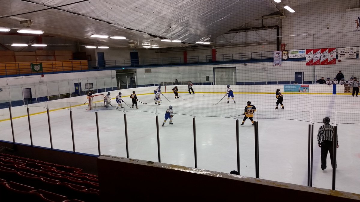 PTKsportsdude's tweet photo. @GTHLHockey we have 50 officiating supervisors training as a group by watching a game together. Nervous Referees! https://t.co/9PJ6EFYTJc