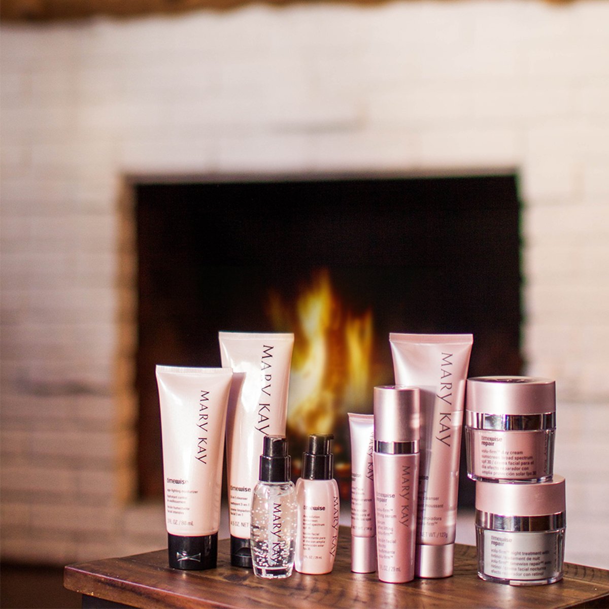 MaryKay's tweet photo. Cozy up to glowing skin. #MaryKay https://t.co/O9q9aduznC https://t.co/zGAAngOD5l