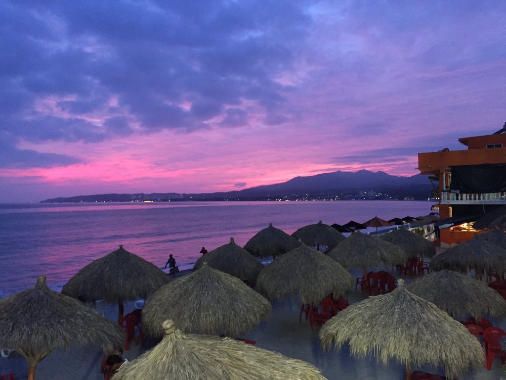 whereismaryella's tweet photo. Such a beautiful view, thought I'd share  #nofilter #BuceriasMexico 🇮🇹 https://t.co/hZTJ4EW3o6