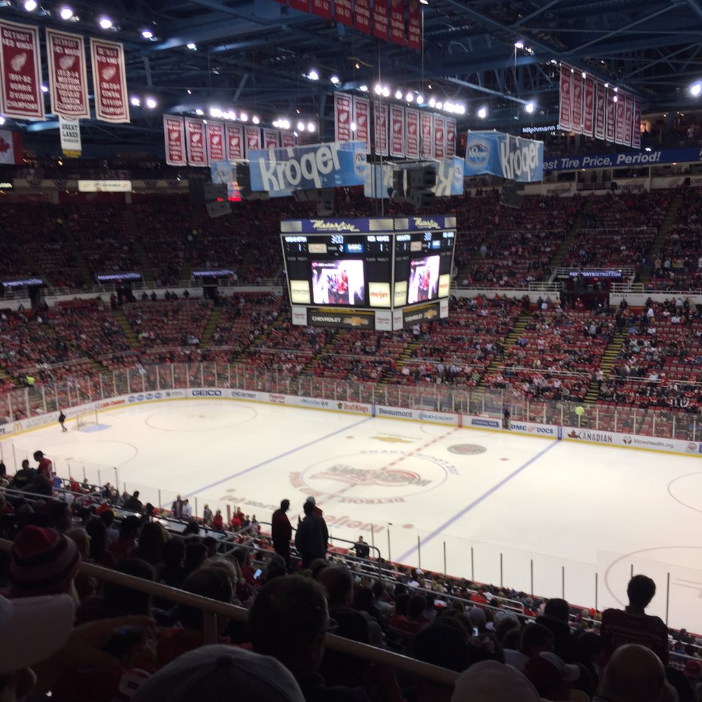 Steve_Hartmann's tweet photo. #AtTheJoe #MyNoseIsBleeding #WeBallOut https://t.co/xPJUnU2xaM