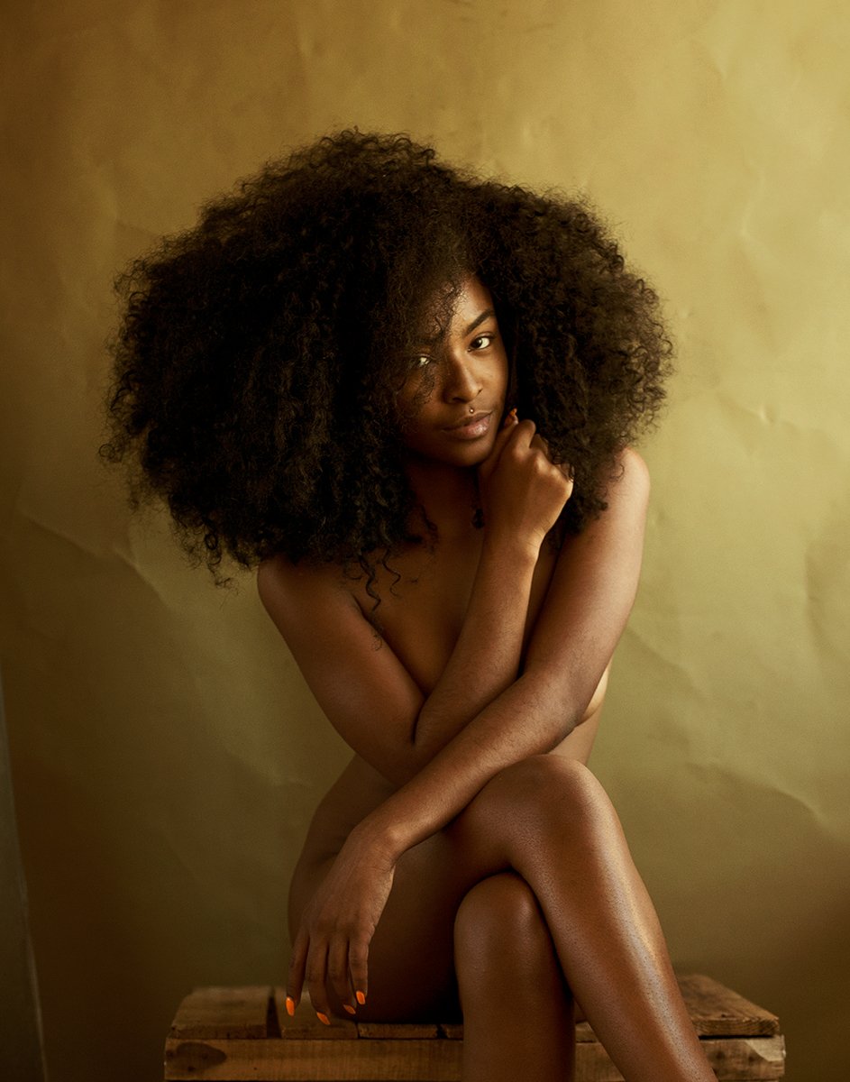 Nude Afro 45