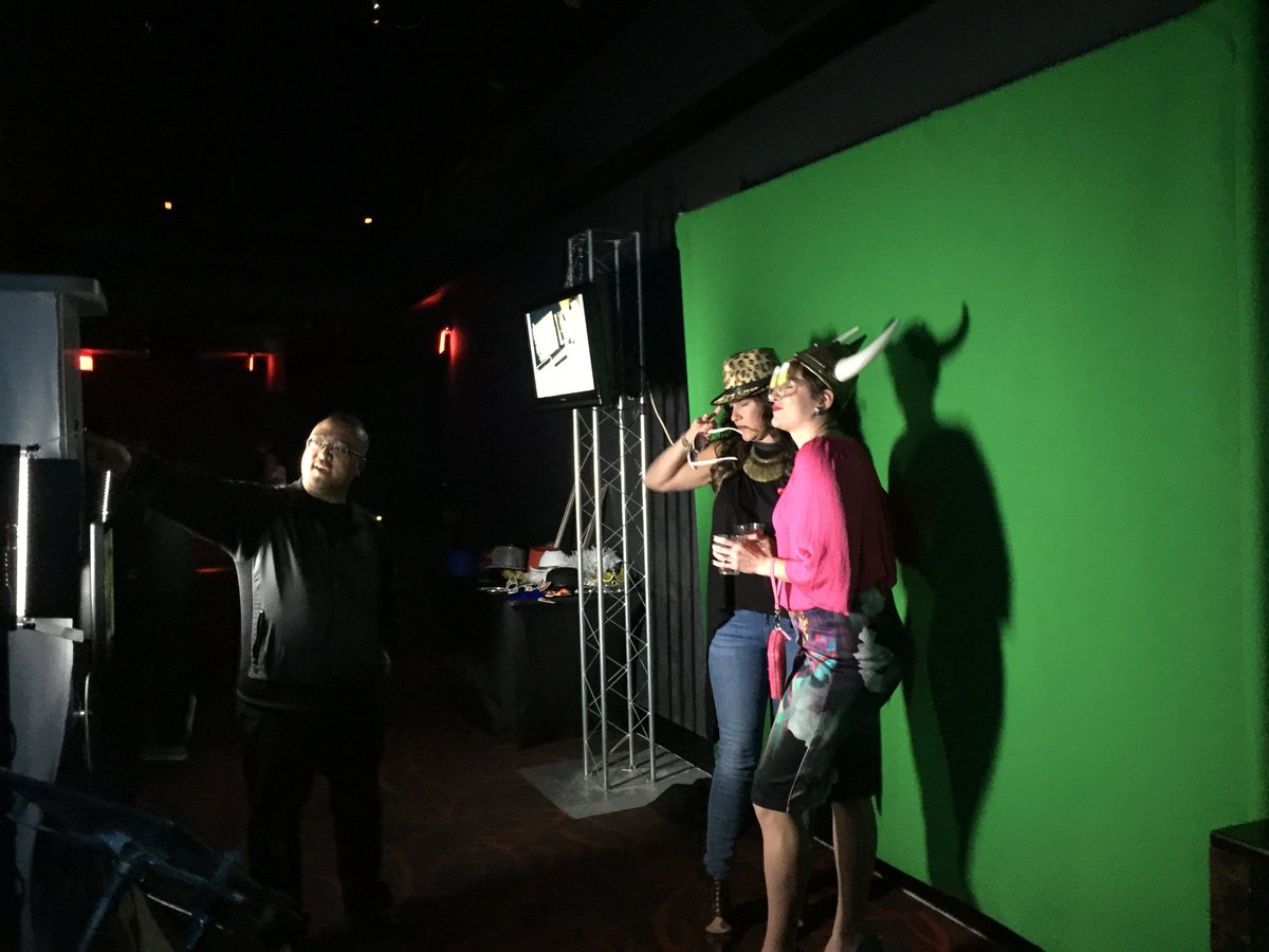 ShutterBoothLV's tweet photo. Check out our new ShutterPod! #shutterpod #shuttercast #shuttershare #greenscreen #shutterboothlv #shutterskinz https://t.co/4wDgpLGgGP
