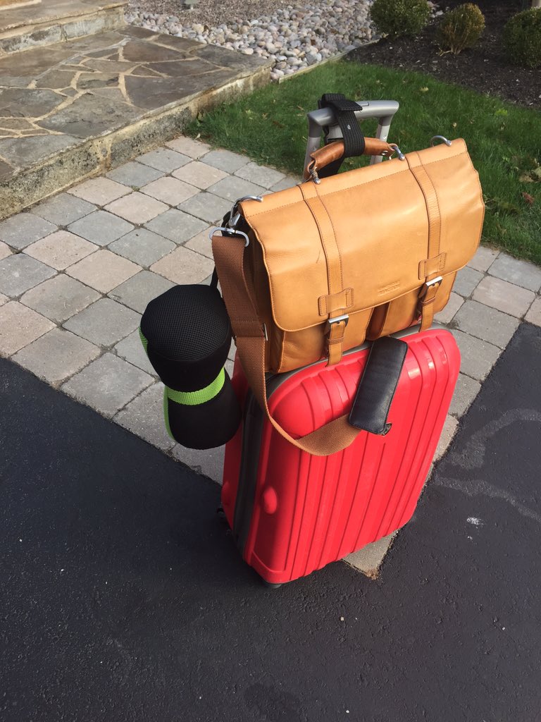 StaminaFibre's tweet photo. Coming soon, GoPillow with Staminafibre ! The most versatile and comfortable travel pillow ever. https://t.co/6ERrgDlGTj